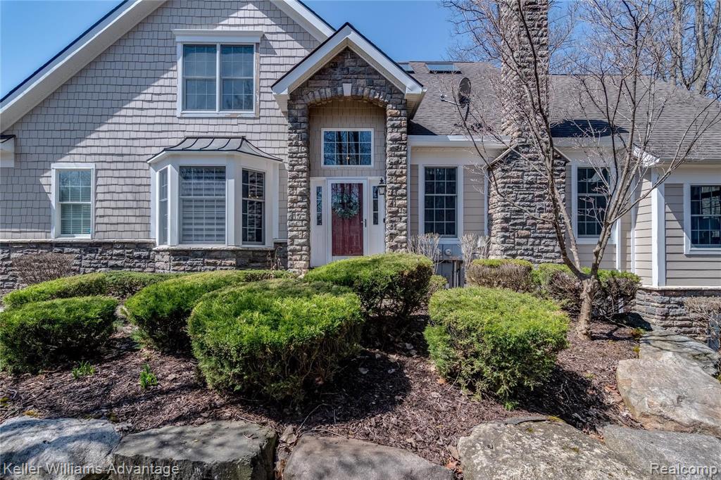 49698 Timber Trail Novi, MI 48374 - Photo 9 of 44