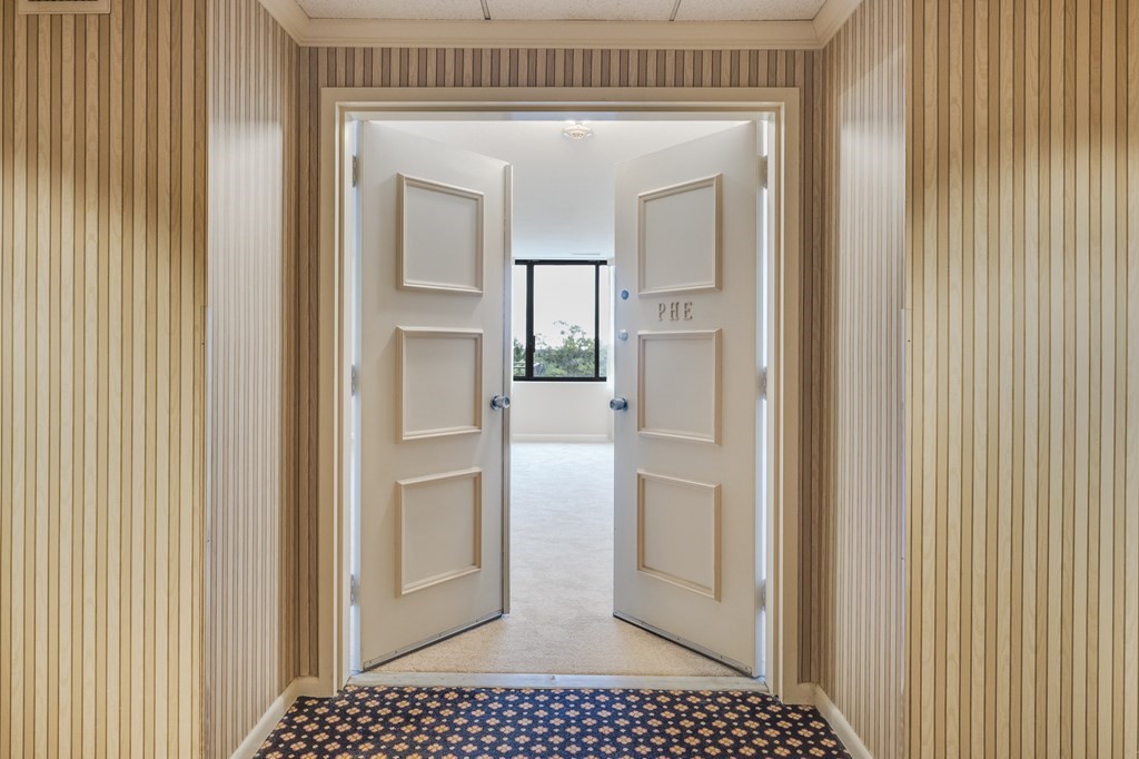 1002 Paradise Road, Unit PHE Swampscott, MA 01907 - Photo 7 of 23 a view of a closet area