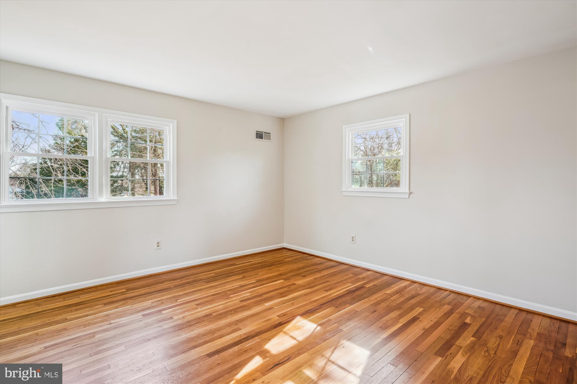 17545 Wheat Fall Drive Rockville, MD 20855 - Photo 16 of 42 Master bedroom 1