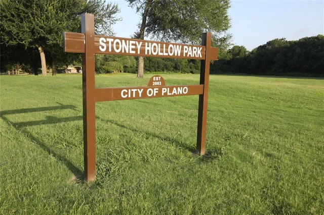 a view of a sign board