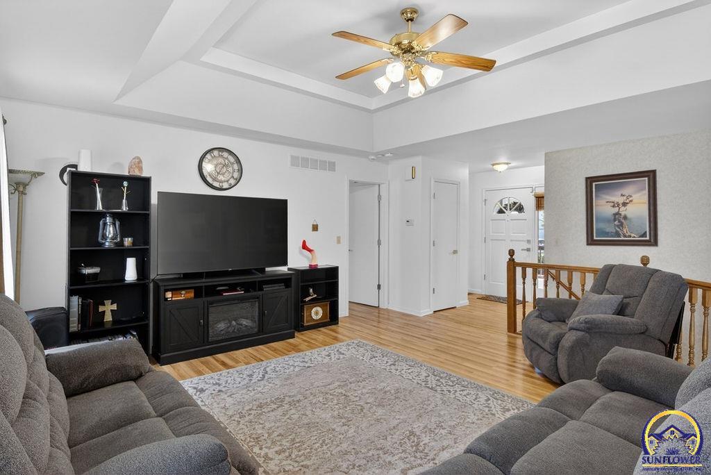 7448 Southwest Cannock Chase Road Topeka, KS 66614 - Photo 16 of 50