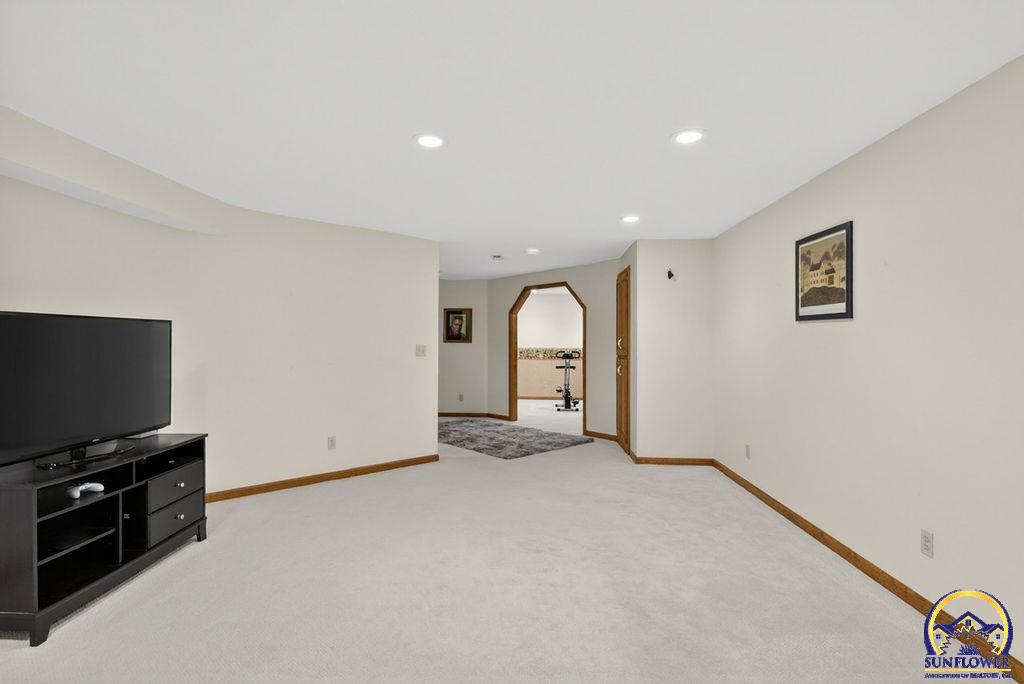 7448 Southwest Cannock Chase Road Topeka, KS 66614 - Photo 30 of 50