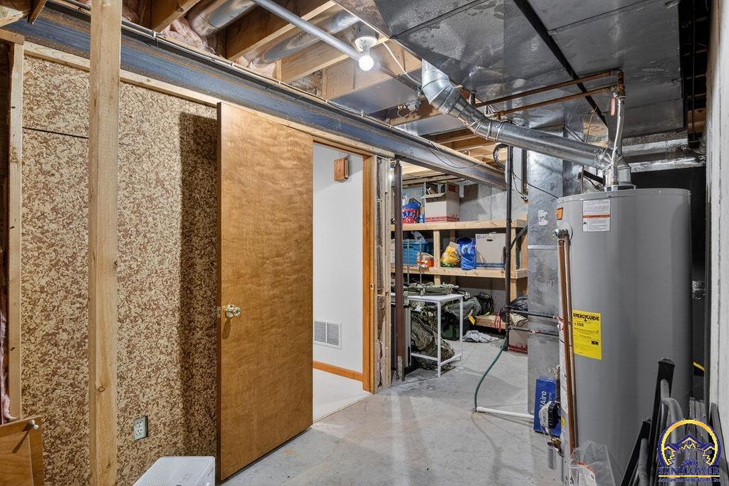 7448 Southwest Cannock Chase Road Topeka, KS 66614 - Photo 44 of 50