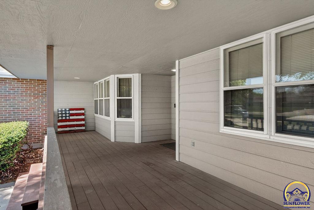 7448 Southwest Cannock Chase Road Topeka, KS 66614 - Photo 5 of 50