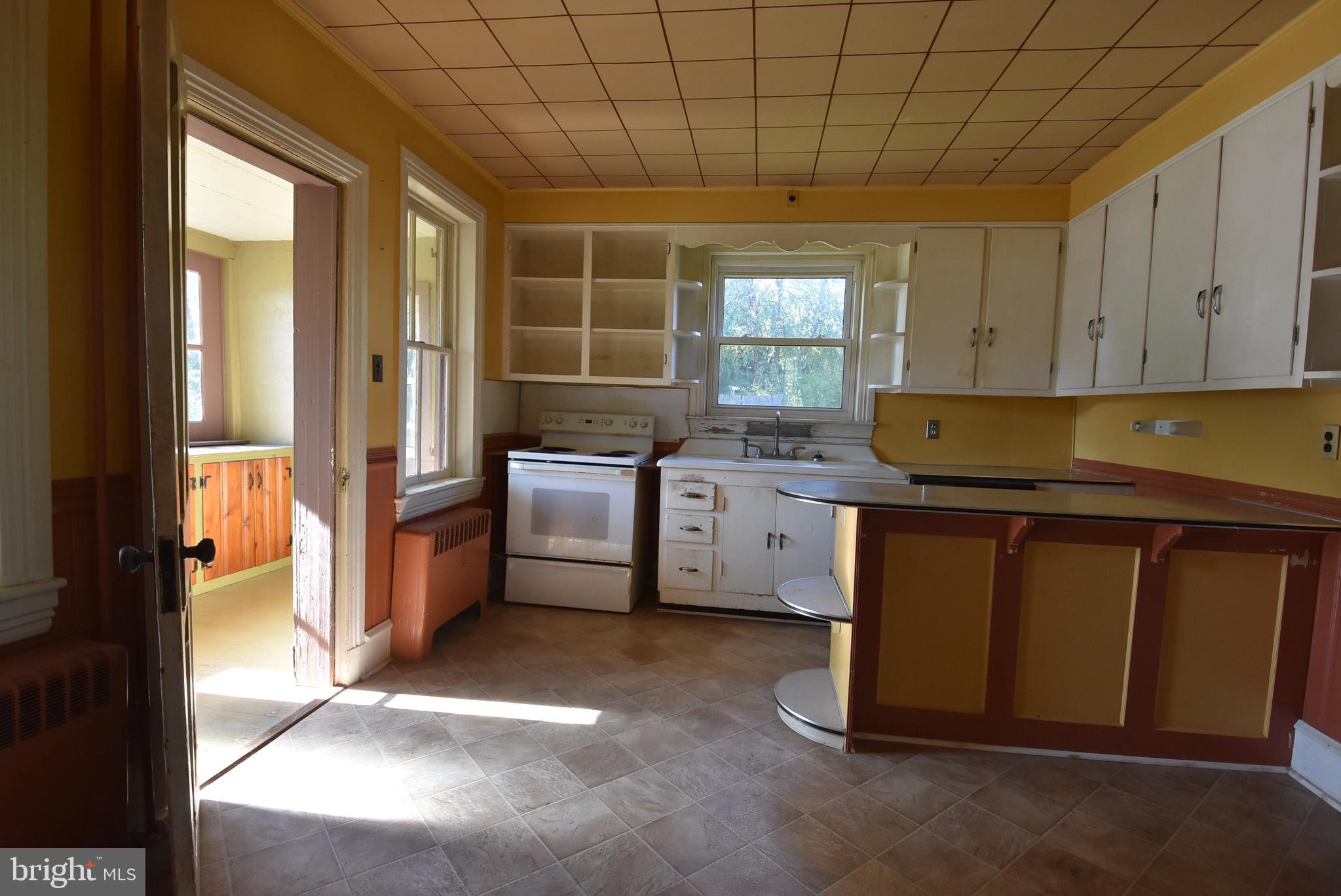 77 Church Road Telford, PA 18969 - Photo 4 of 58