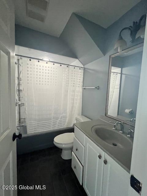 12 Glennon Road Colonie, NY 12110 - Photo 21 of 36 Master Bath