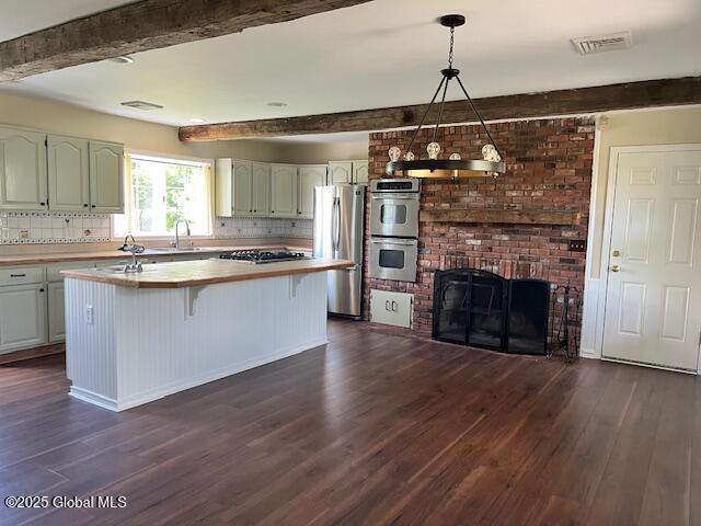 12 Glennon Road Colonie, NY 12110 - Photo 6 of 36 Main Kitchen