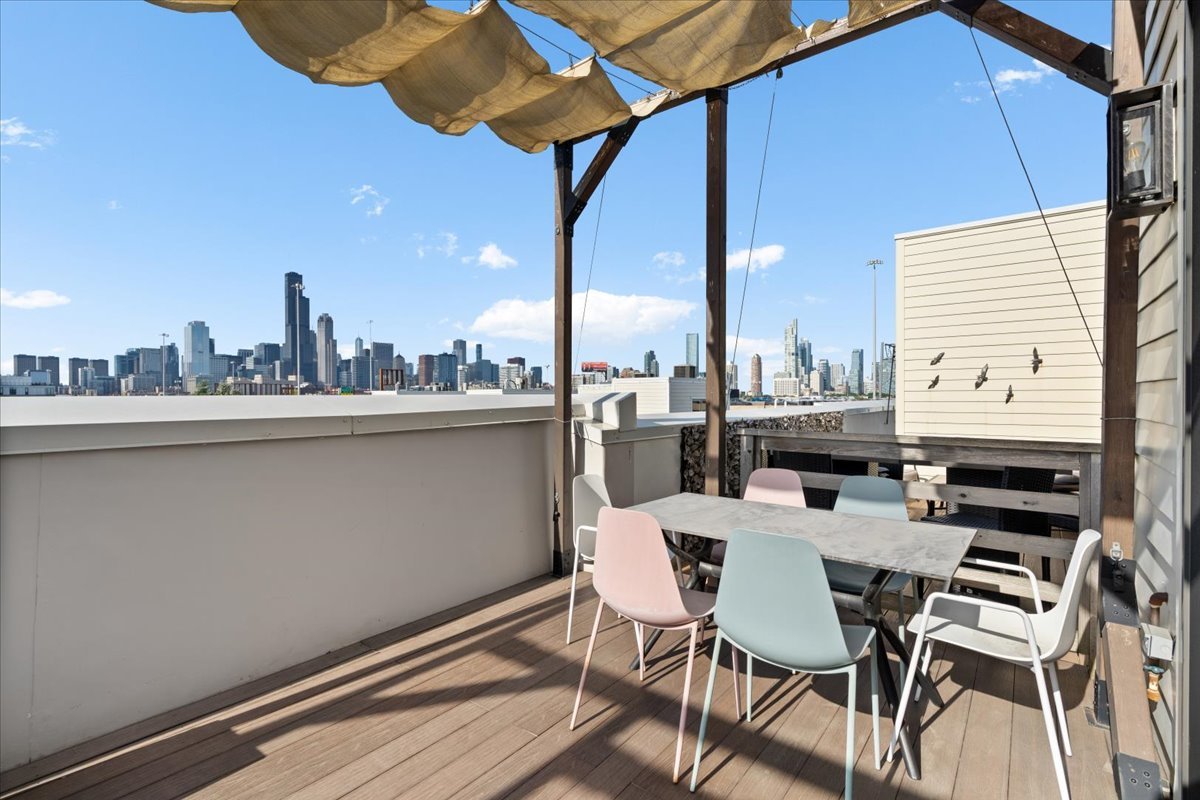 729 West 15th Street Chicago, IL 60607 - Photo 32 of 37