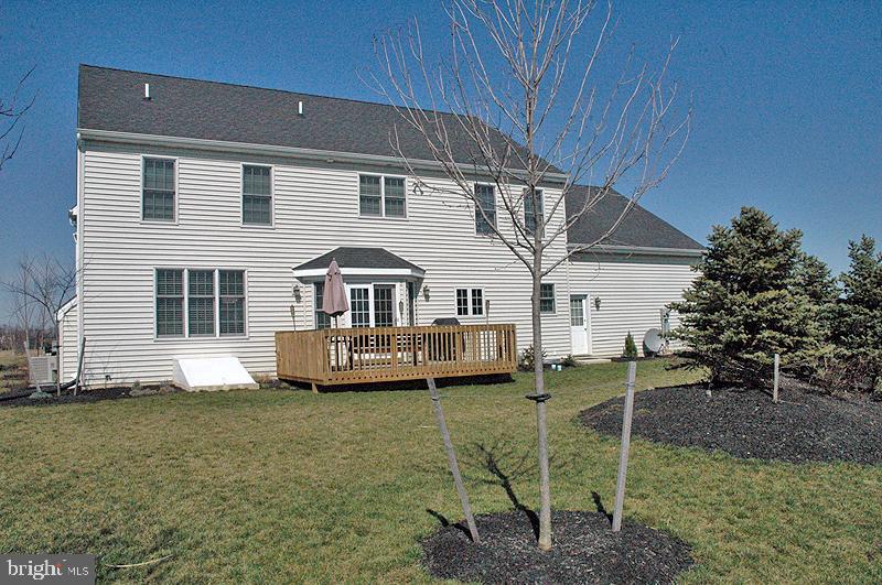 310 Chadwyck Lane Lititz, PA 17543 - Photo 2 of 16