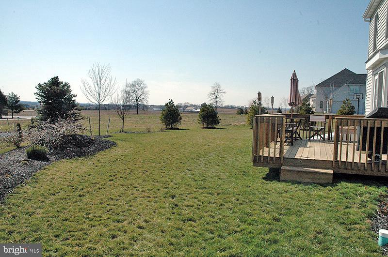 310 Chadwyck Lane Lititz, PA 17543 - Photo 4 of 16