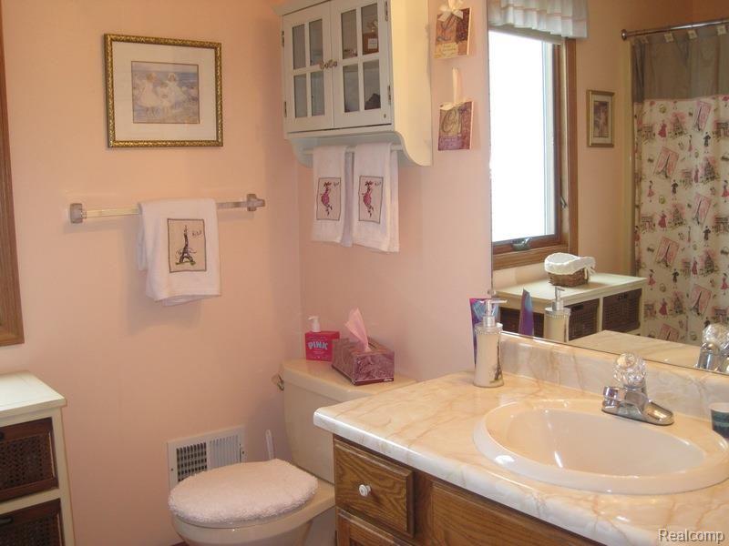 476 West Brocker Road Metamora, MI 48455 - Photo 23 of 39 Brocker Rd 020.jpg