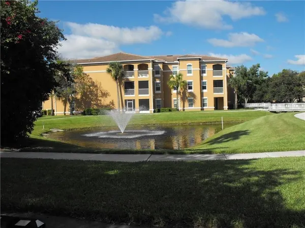 $1,600 | 5035 Fairways Circle, Unit C207, Vero Beach, FL 32967