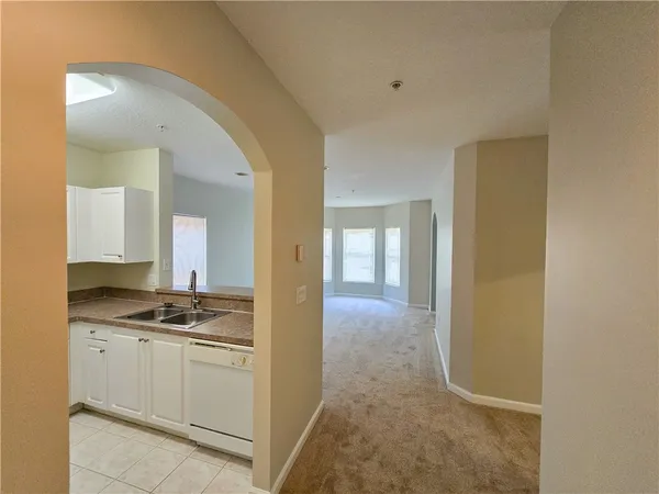 $1,600 | 5035 Fairways Circle, Unit C207, Vero Beach, FL 32967