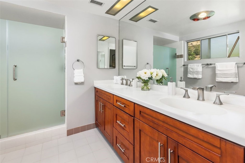 2206 Canyon Road Arcadia, CA 91006 - Photo 19 of 44