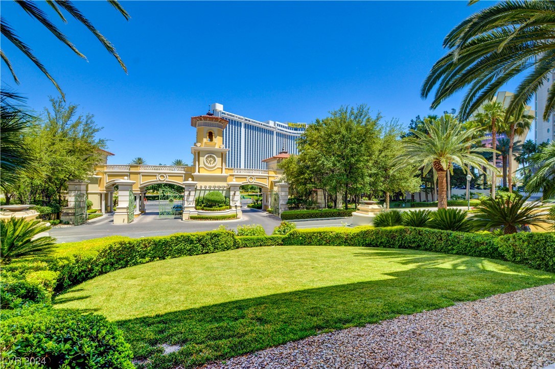 2877 Paradise Rd Unit 104  