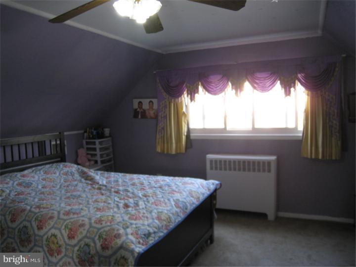 14 Merry Turn Road Levittown, PA 19056 - Photo 17 of 18 Bedroom - Main