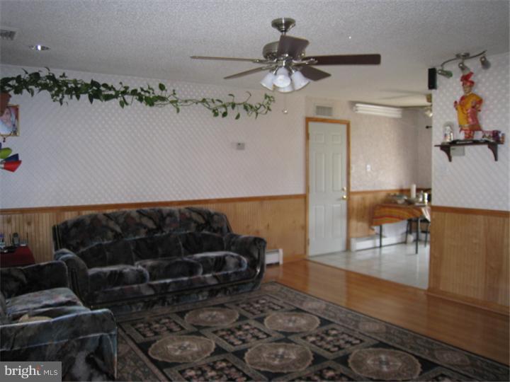 14 Merry Turn Road Levittown, PA 19056 - Photo 4 of 18 Living Room