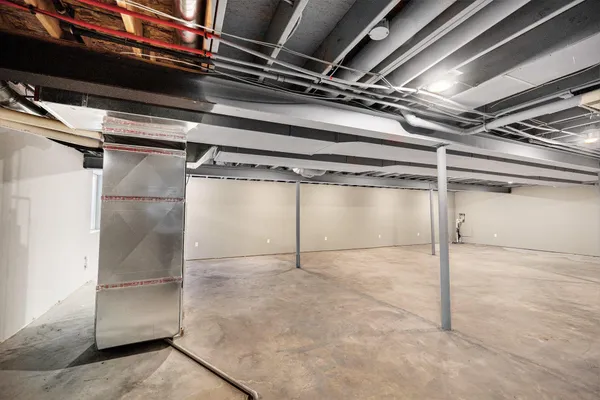 $600,000 | 47376 Hidden Meadows Drive, Macomb, MI 48044