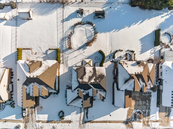 $600,000 | 47376 Hidden Meadows Drive, Macomb, MI 48044