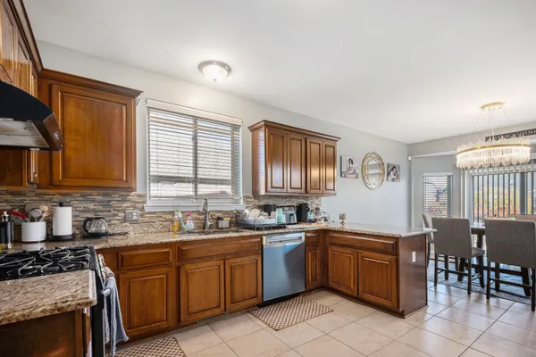 $600,000 | 47376 Hidden Meadows Drive, Macomb, MI 48044