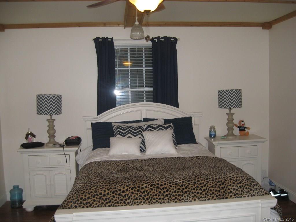 528 Owl Nest Road Landrum, SC 29356 - Photo 14 of 19