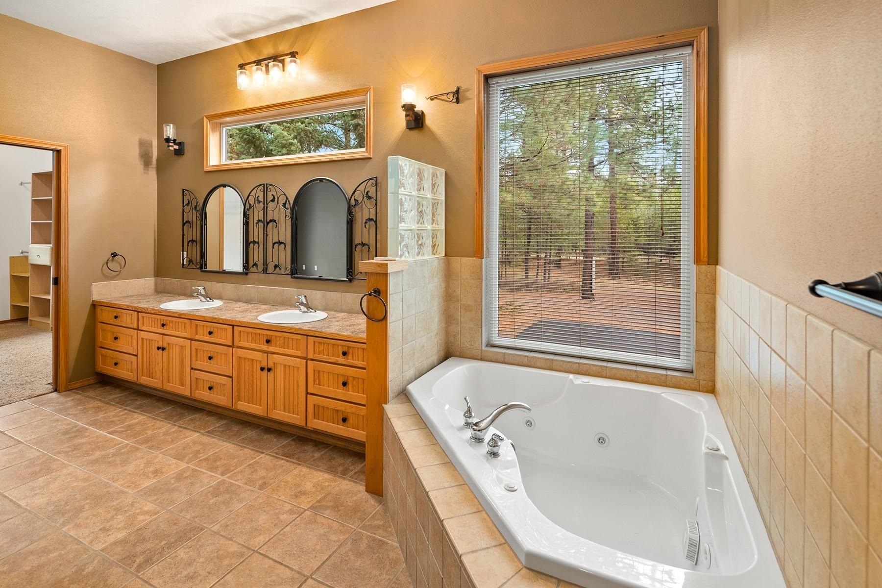 7001 East Chattaroy Road Chattaroy, WA 99003 - Photo 17 of 50