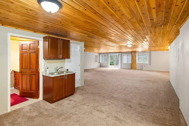 $1,100,000 | 7001 East Chattaroy Road, Chattaroy, WA 99003