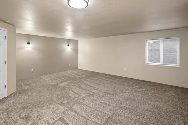 $1,100,000 | 7001 East Chattaroy Road, Chattaroy, WA 99003