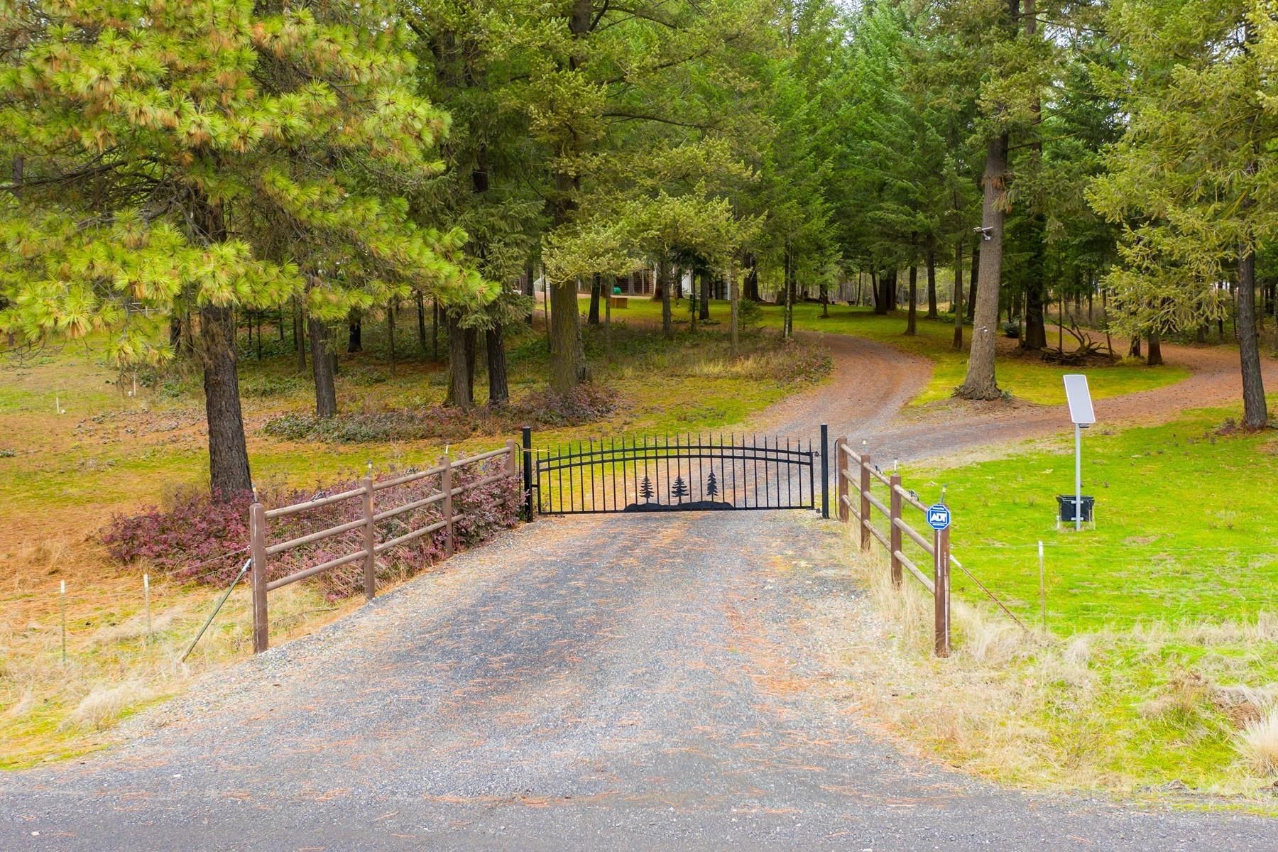 7001 East Chattaroy Road Chattaroy, WA 99003 - Photo 4 of 50