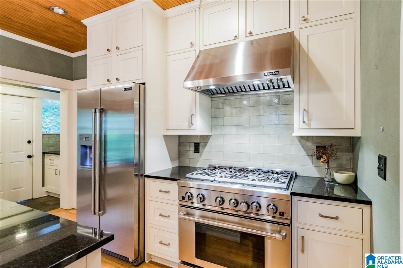 908 Irving Road Birmingham, AL 35209 - Photo 20 of 41