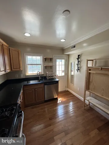 $1,899 | 113 North Bradford Street, Baltimore, MD 21224