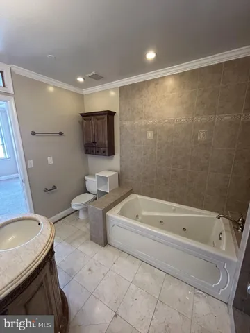 $1,899 | 113 North Bradford Street, Baltimore, MD 21224