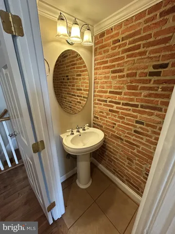 $1,899 | 113 North Bradford Street, Baltimore, MD 21224