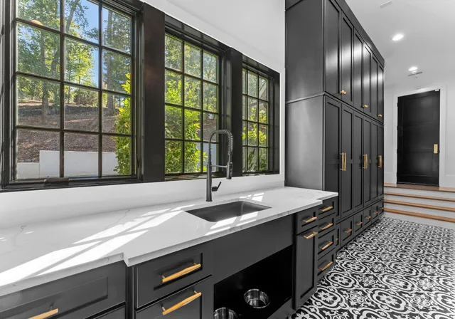 $5,000,000 | 13702 Sage Thrasher Lane, Charlotte, NC 28278