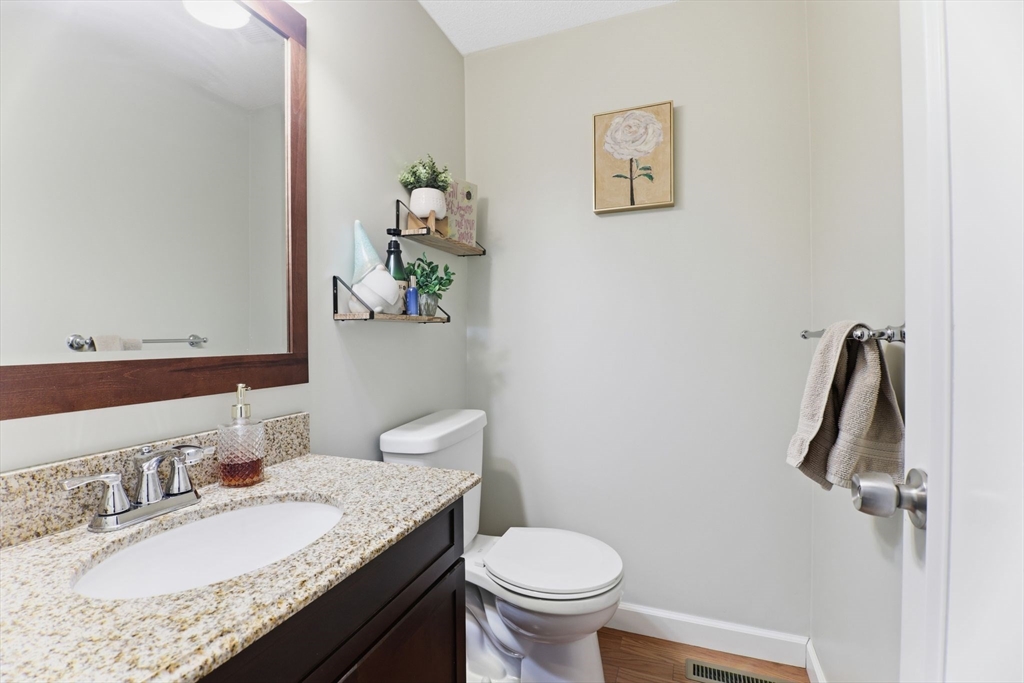 102 Corey Colonial, Unit 102 Agawam, MA 01001 - Photo 19 of 41