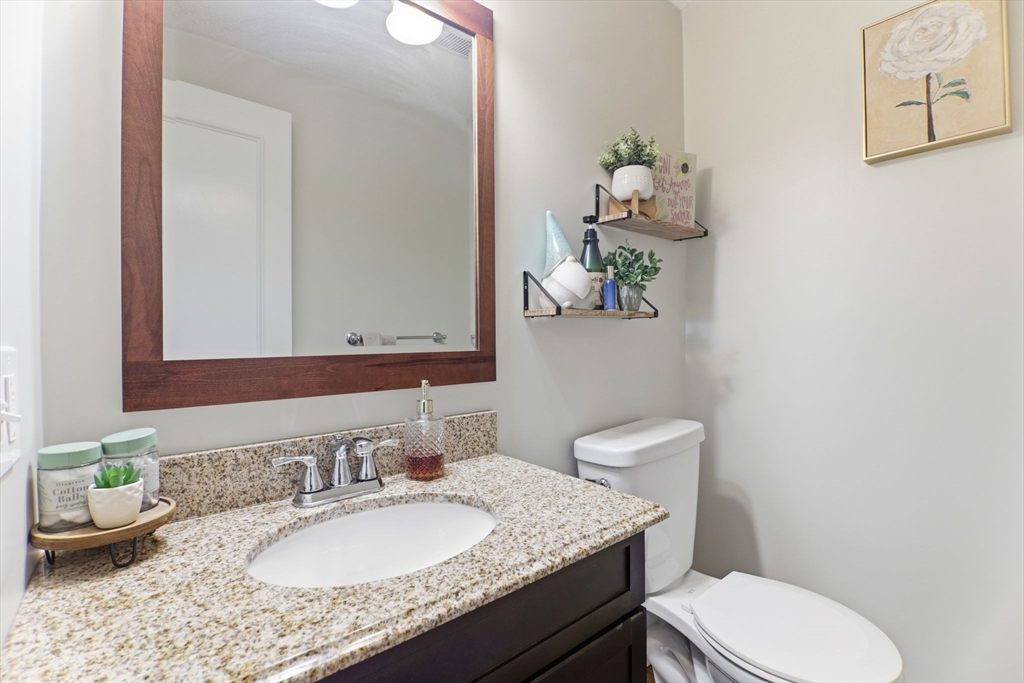 102 Corey Colonial, Unit 102 Agawam, MA 01001 - Photo 20 of 41