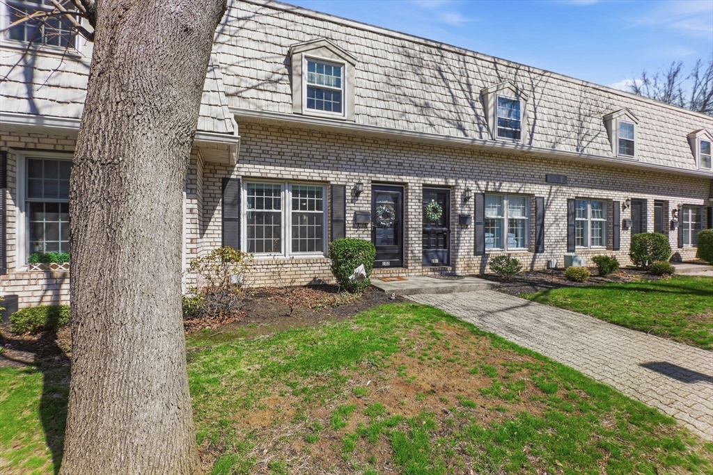 102 Corey Colonial, Unit 102 Agawam, MA 01001 - Photo 2 of 41