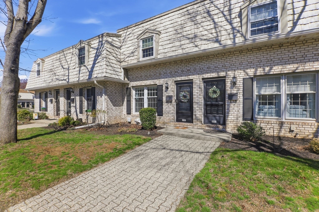 102 Corey Colonial, Unit 102 Agawam, MA 01001 - Photo 3 of 41