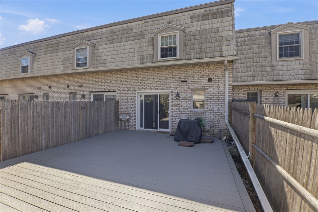 102 Corey Colonial, Unit 102 Agawam, MA 01001 - Photo 38 of 41