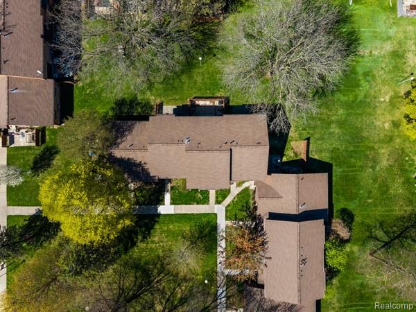 24874 Chalk Farm Road West, Unit 62 Warren, MI 48091 - Photo 16 of 36