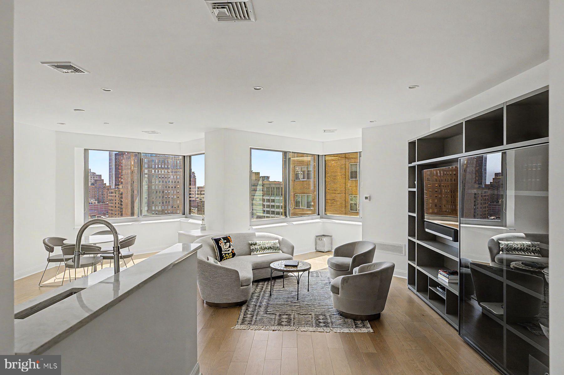 202-210 West Rittenhouse Square, Unit 1808 Philadelphia, PA 19103 - Photo 5 of 44