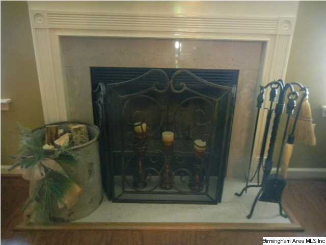 828 Barkley Drive Alabaster, AL 35007 - Photo 14 of 21