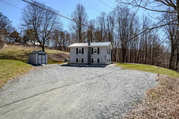 $417,000 | 56 Burr Pond Road, Sudbury, VT 05733
