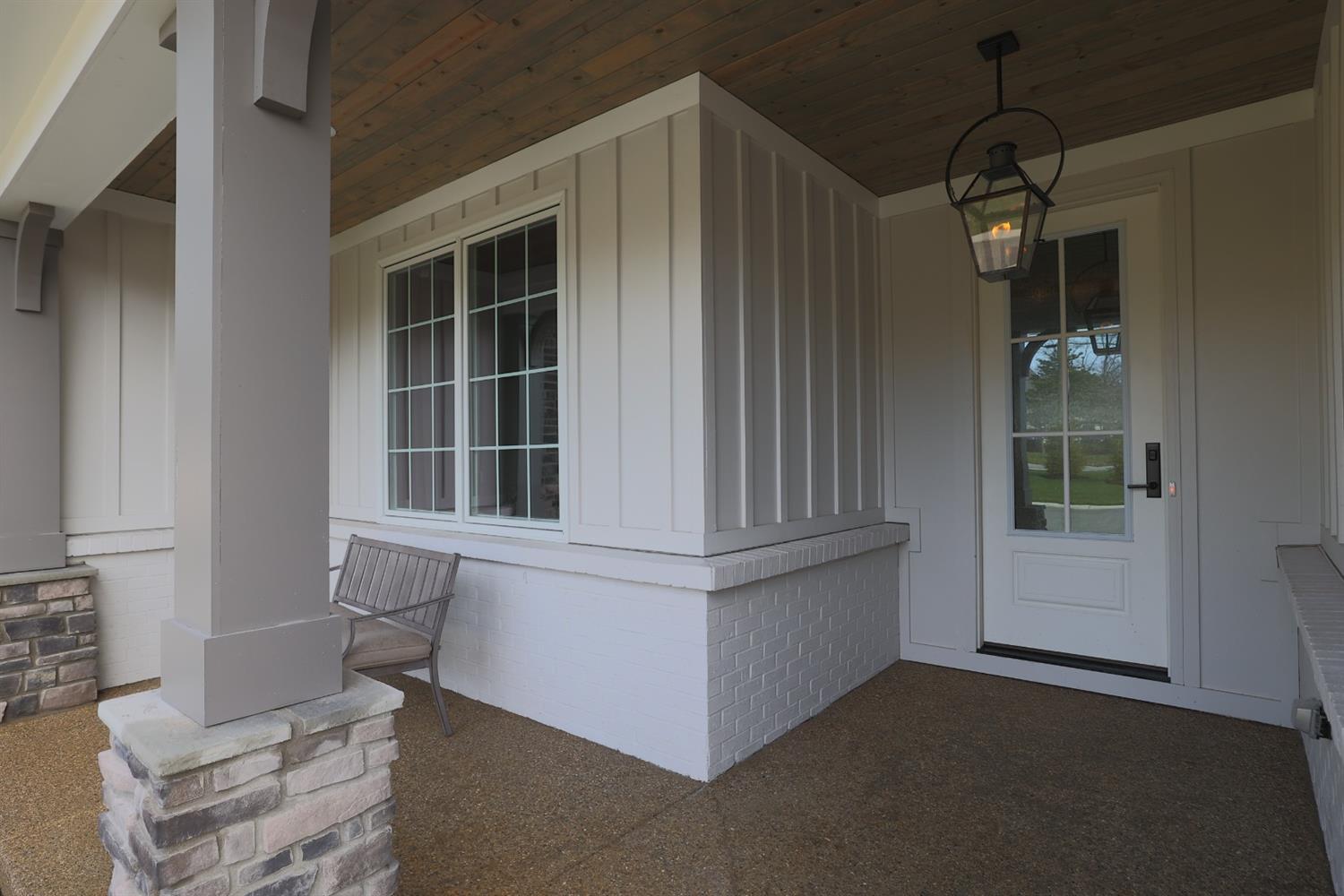 10324 Montgomery Road Montgomery, OH 45242 - Photo 2 of 26 Gallery Image 2
