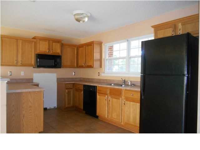 4476 Goldfinch Way Crestview, FL 32539 - Photo 4 of 14