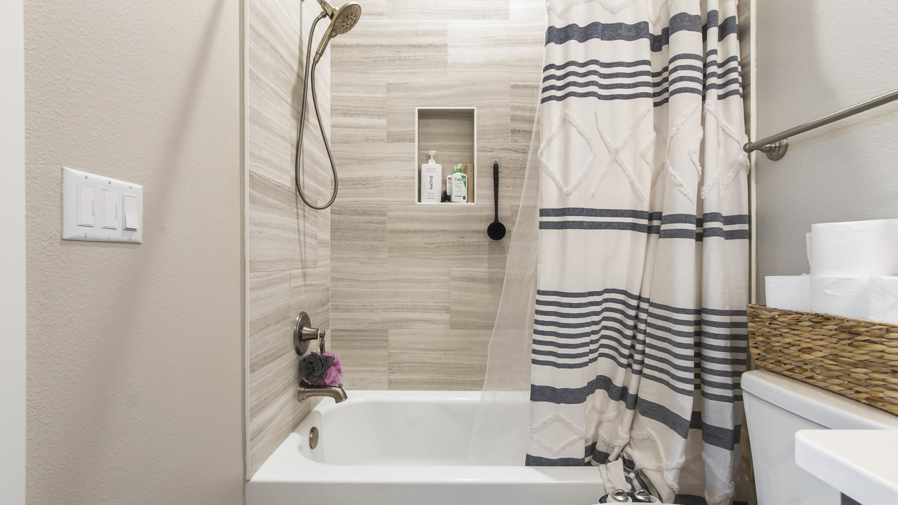 186 Revana Way Freeport, FL 32439 - Photo 12 of 99 DSC02764 (1)