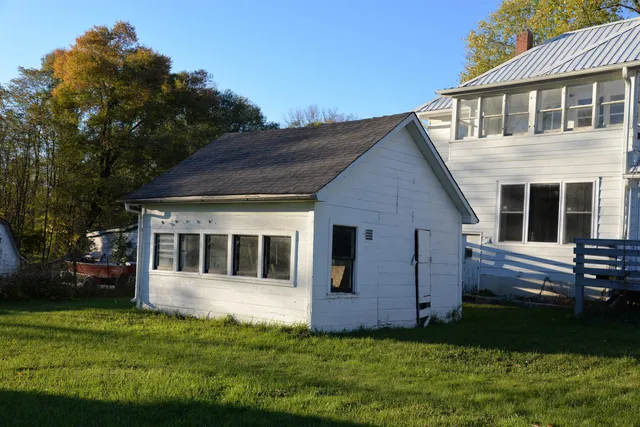 $245,000 | 103 Bridge Wonewoc Wi 53968, Wonewoc, WI 53968