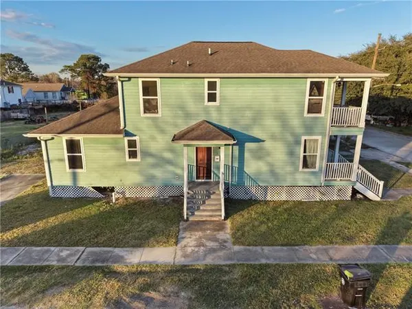 $1,450 | 1800 Lamanche Street, Unit B, New Orleans, LA 70117