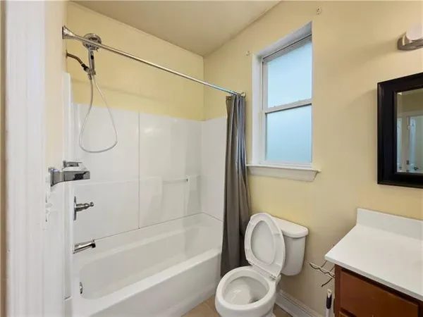 $1,450 | 1800 Lamanche Street, Unit B, New Orleans, LA 70117