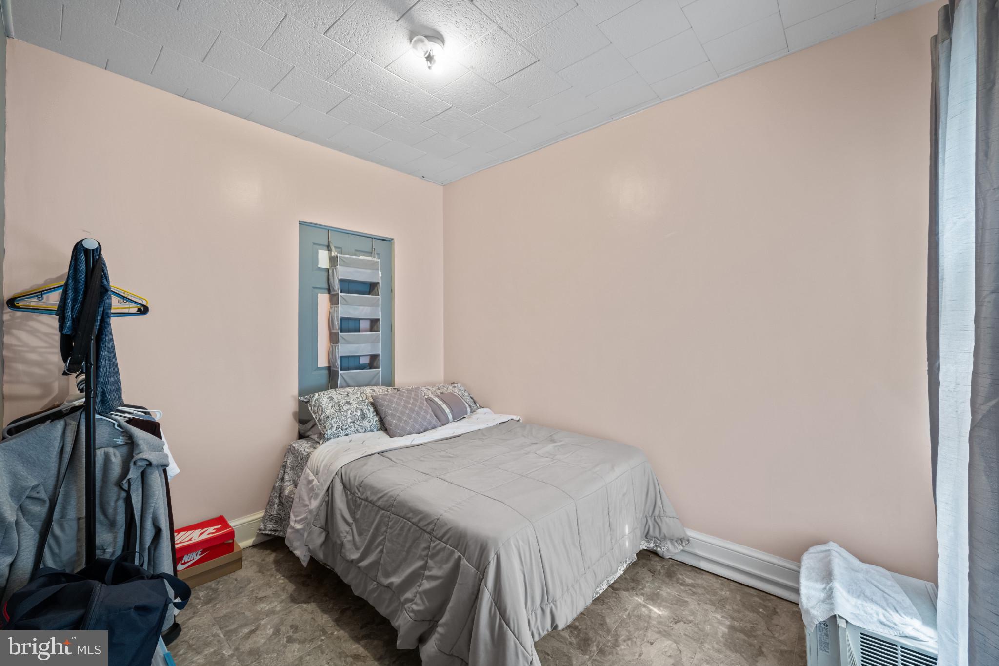 131 Pear Street Reading, PA 19601 - Photo 11 of 23
